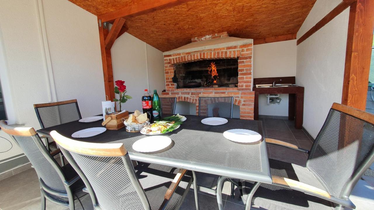 Holiday Home Emma Bihać Extérieur photo